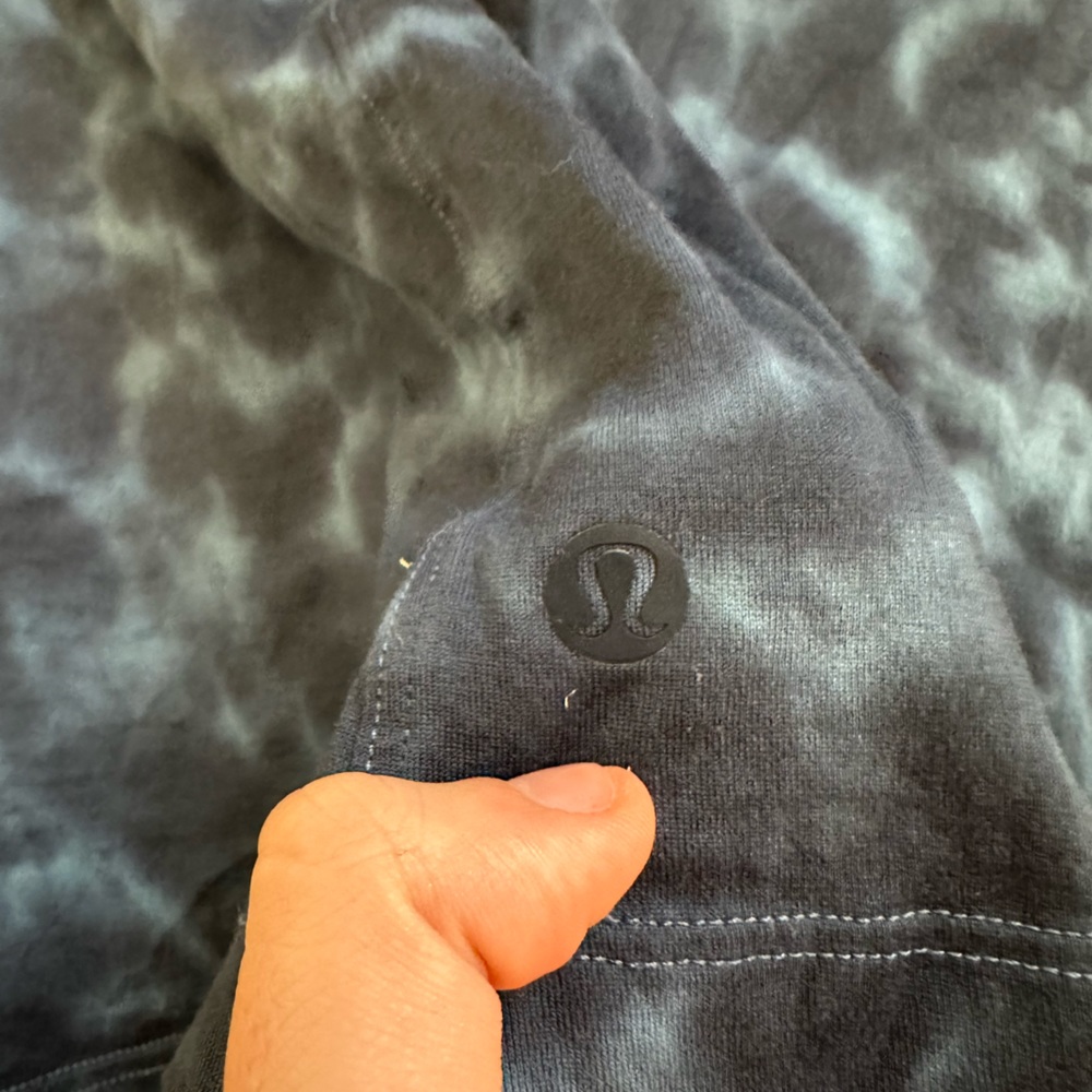 Lululemon shirt - Picture 3 of 3